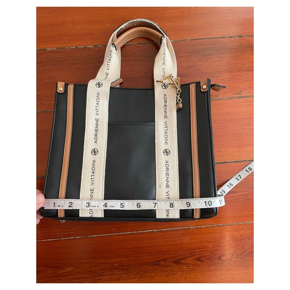 Adrienne Vittadini Montauk Tote Black Logo Strap Purse AV Charm - Picture 10 of 11